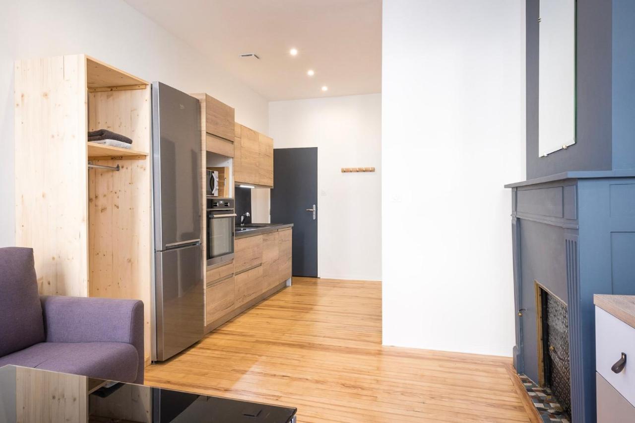 Studio Neuf, Charme De L'Ancien, Avec Balcon - 3 Etoiles, 4 Diamants Apartment Bagneres-de-Bigorre Luaran gambar